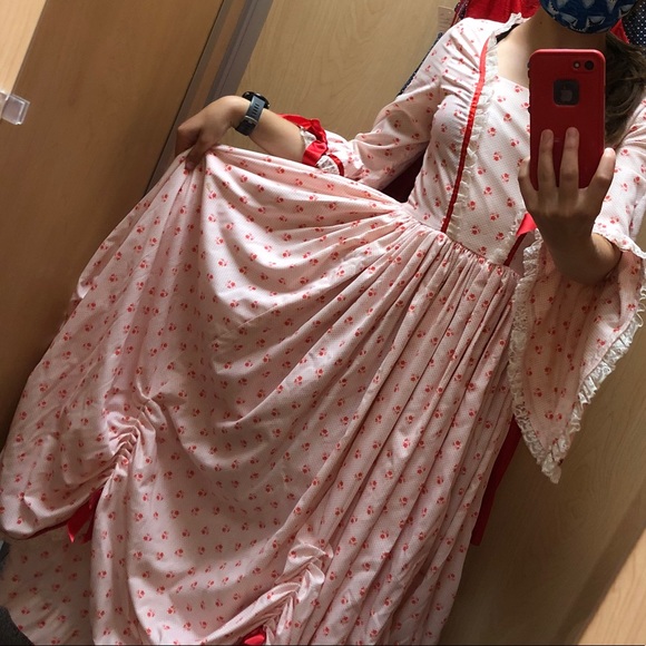 Meet Your Posher! - Picture 1 of 1